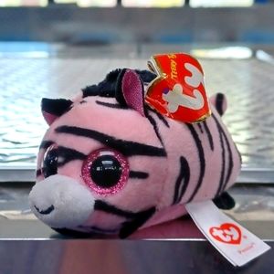 •Teeny Ty Beanie Babies Pennie Zebra